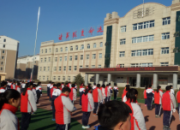 龙城区唱响尊师爱师主题教育主旋律